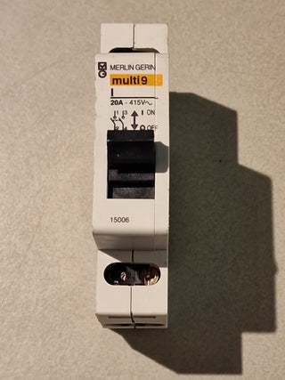 Merlin Gerin Multi 9 C60N Leitungsschutzschalter MCB 20A0