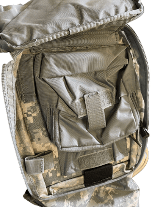 Militärische Teleskop-Tasche.jpg