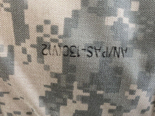 Militärische Teleskop-Tasche.jpg