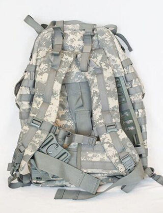 GI MOLLE Rucksack mit Rahmen.jpg